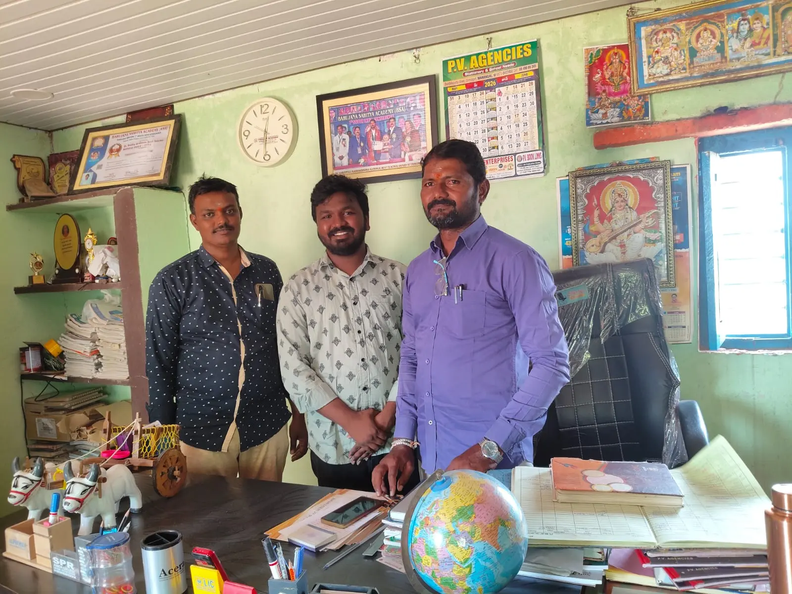 Be7X team meeting school leadership at Sri Vivekananda High School Odithala